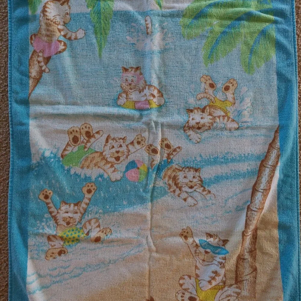 Vintage Hiltex Playful Cats Kittens Tropical Ocean Cotton Beach Towel El Salvado